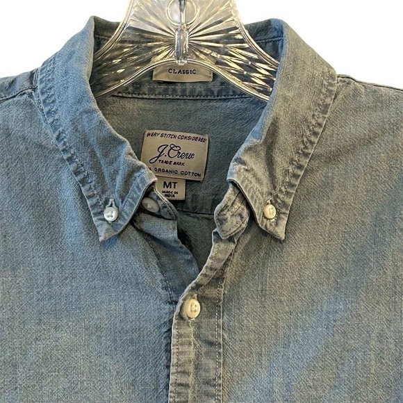 J.Crew Men's Denim Shirt M tall Blue Long Sleeve Button-Up Classic Fit - Picture 3 of 12